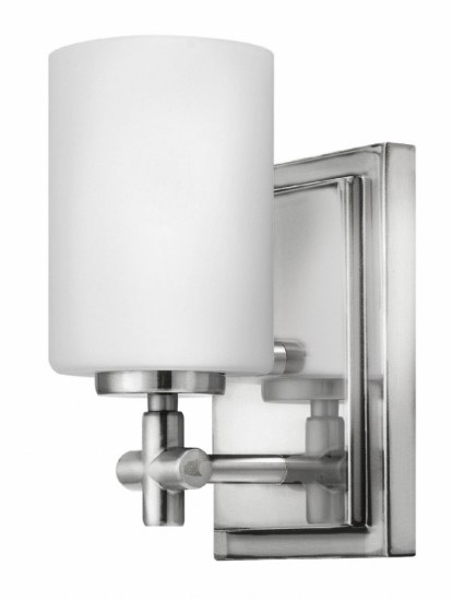 Foto para 100w Bath Laurel MED Etched Opal Polished Nickel Bath Sconce