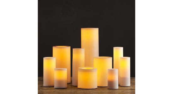 Foto para 18" Ivory Battery-Operated Indoor/Outdoor Flameless Pillar Candle